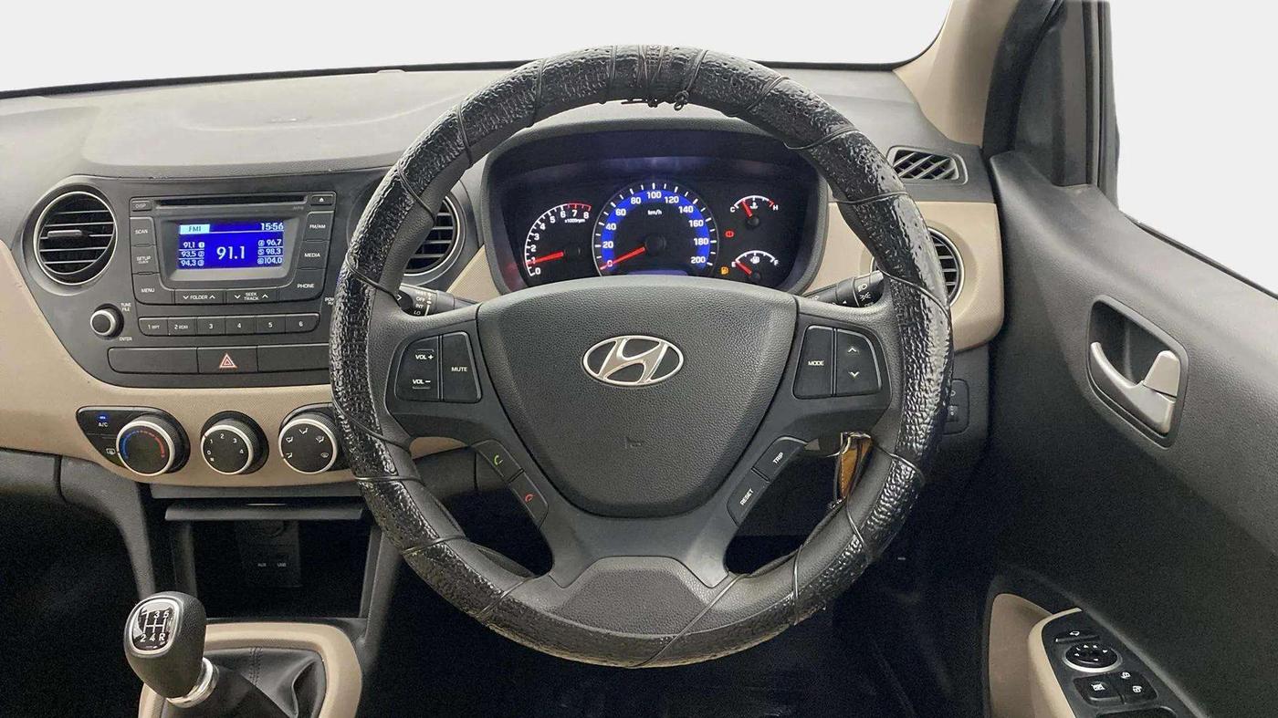 2014 Hyundai Xcent S (O) 1.2, Petrol, Manual, 42,024 km, Steering Wheel Close Up