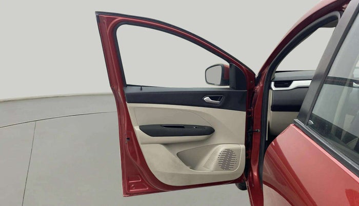 2020 Renault TRIBER RXZ AMT, Petrol, Automatic, 33,724 km, LHS Front Door