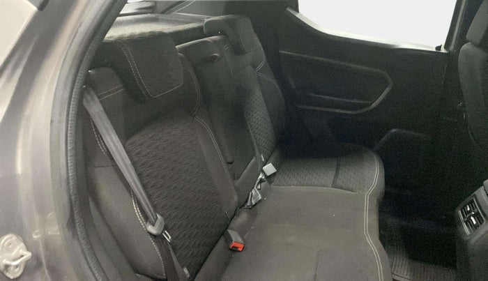 2021 Renault Kiger RXZ TURBO CVT, Petrol, Automatic, 21,921 km, Right Side Rear Door Cabin