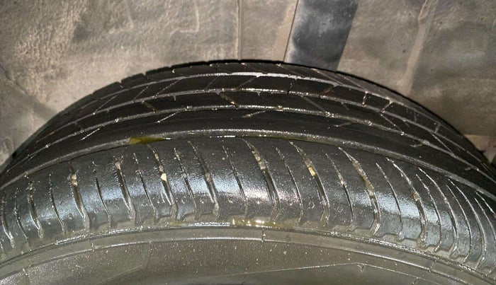 2021 Renault Kiger RXZ TURBO CVT, Petrol, Automatic, 21,921 km, Left Rear Tyre Tread