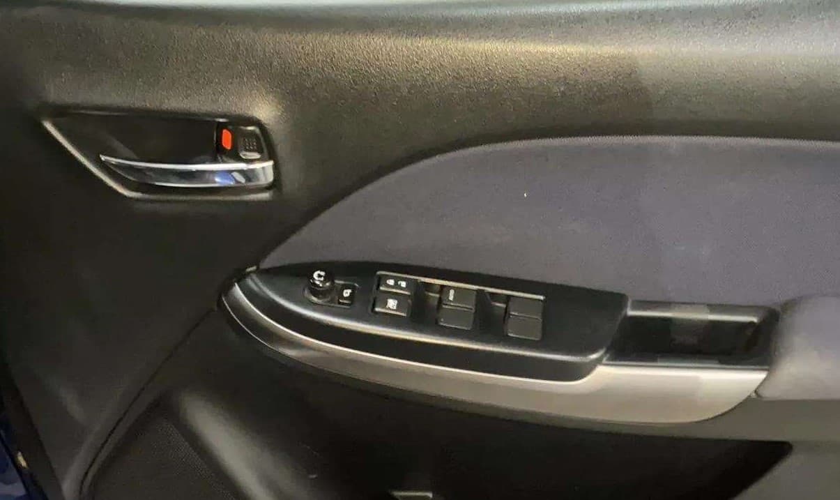 2019 Maruti Baleno DELTA PETROL 1.2, Petrol, Manual, 26,304 km, Driver Side Door Panels Control