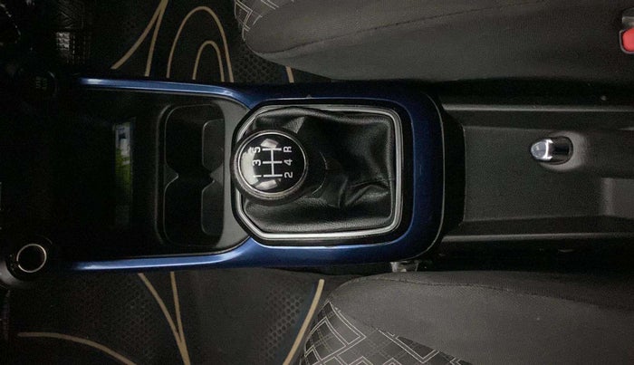 2021 Maruti IGNIS ZETA 1.2, CNG, Manual, 38,309 km, Gear Lever