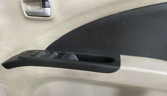 2016 Maruti Celerio VXI CNG, CNG, Manual, 60,896 km, Driver Side Door Panels Control