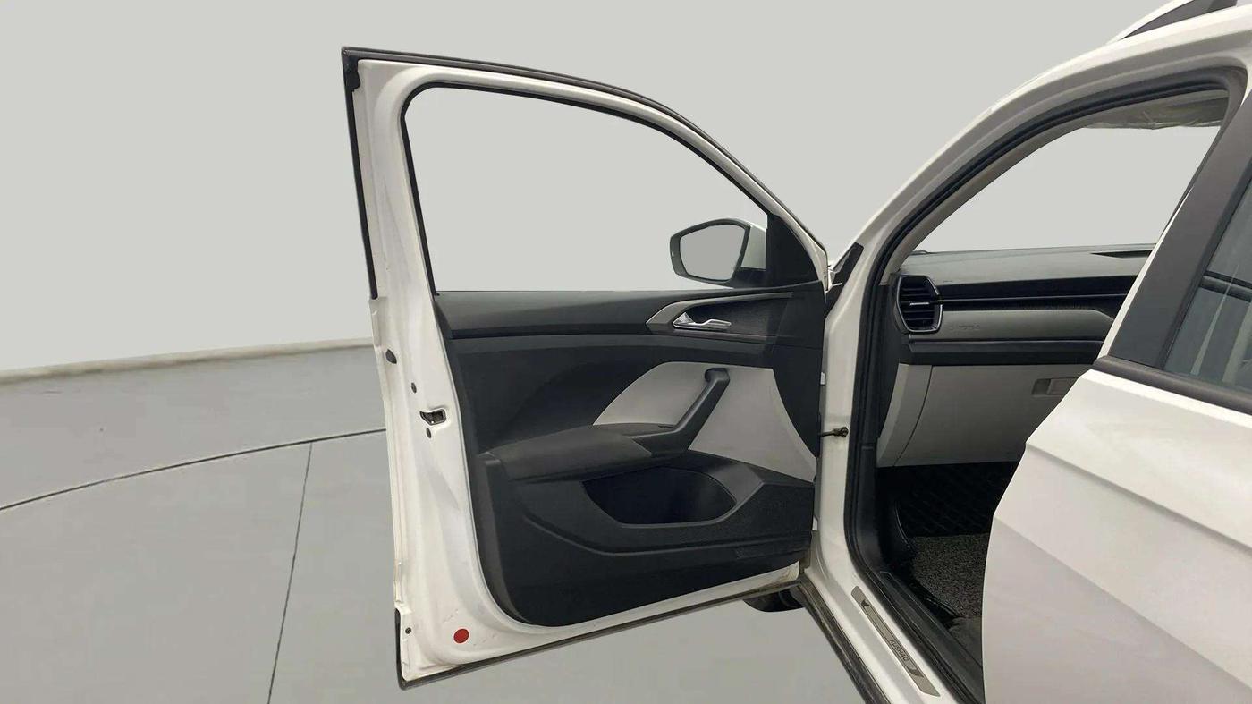 2023 Skoda KUSHAQ AMBITION 1.0L TSI MT, Petrol, Manual, 11,978 km, LHS Front Door
