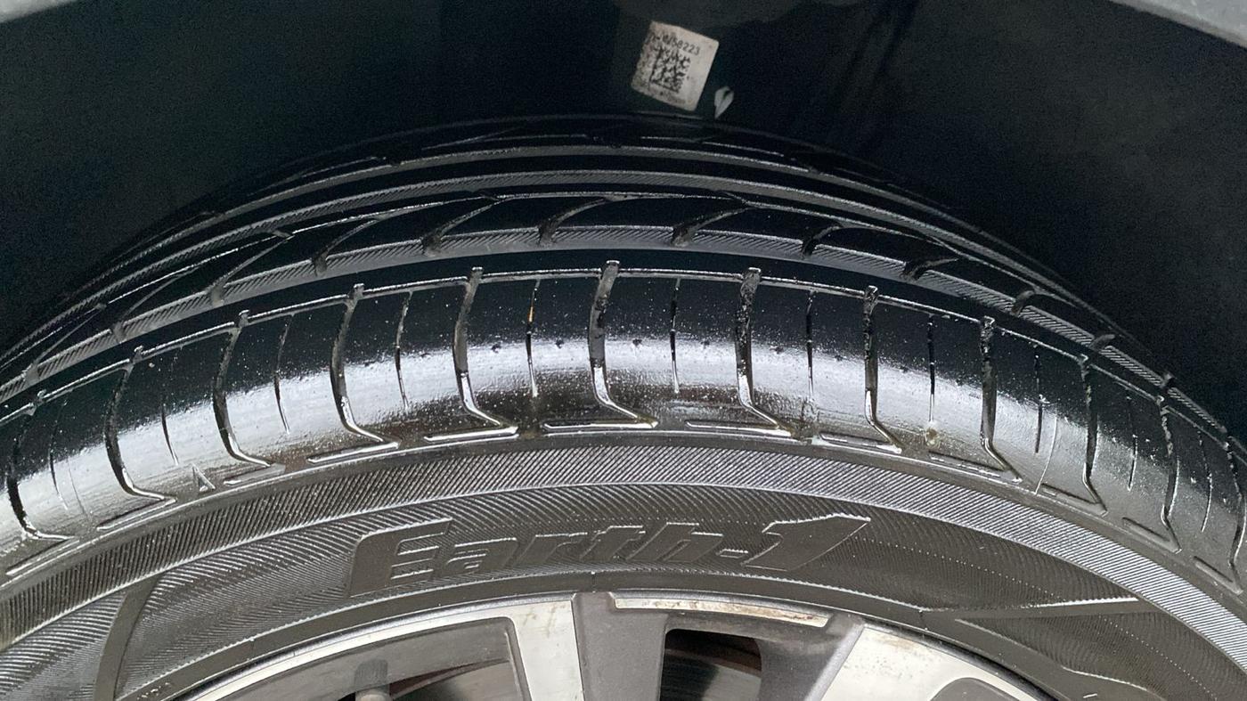 2022 Maruti Ciaz ZETA AT 1.5  SHVS PETROL, Petrol, Automatic, 16,861 km, Left Rear Tyre Tread