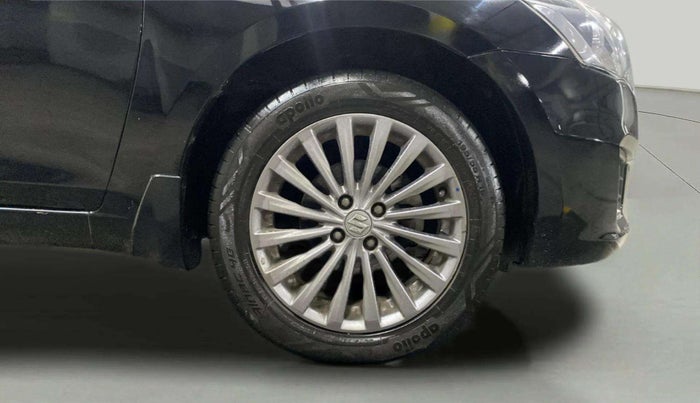 2018 Maruti Ciaz ALPHA  AT 1.4  PETROL, Petrol, Automatic, 37,729 km, Right Front Wheel