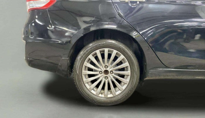 2018 Maruti Ciaz ALPHA  AT 1.4  PETROL, Petrol, Automatic, 37,729 km, Right Rear Wheel