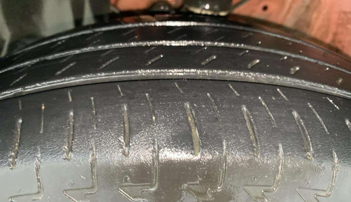 2017 Maruti IGNIS ZETA 1.2 AMT, Petrol, Automatic, 32,007 km, Left Front Tyre Tread
