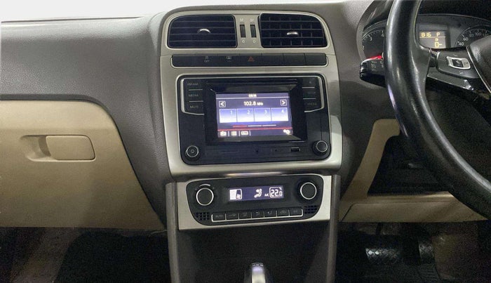 2017 Volkswagen Vento HIGHLINE PLUS 1.2 AT 16 ALLOY, Petrol, Automatic, 40,549 km, Air Conditioner
