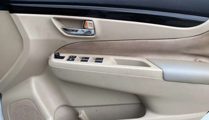 2018 Maruti Ciaz DELTA 1.4 MT PETROL, Petrol, Manual, 63,191 km, Driver Side Door Panels Control