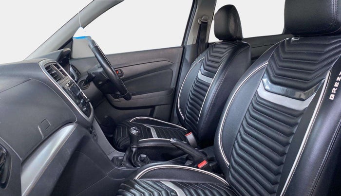 2017 Maruti Vitara Brezza VDI (O), Diesel, Manual, 65,711 km, Right Side Front Door Cabin