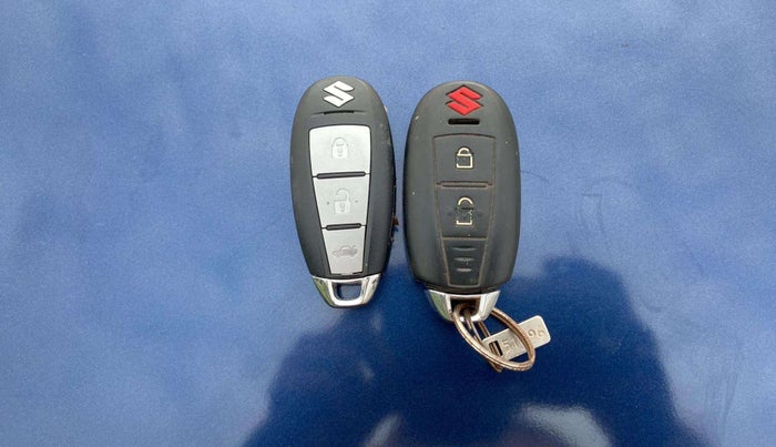 2019 Maruti Ciaz ALPHA  AT 1.5 SHVS PETROL, Petrol, Automatic, 76,592 km, Key Close Up
