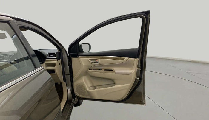 2019 Maruti Ciaz ALPHA 1.5 SHVS PETROL, Petrol, Manual, 55,151 km, RHS Front Door