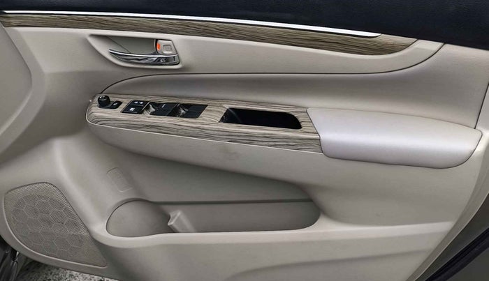 2019 Maruti Ciaz ALPHA 1.5 SHVS PETROL, Petrol, Manual, 55,151 km, Driver Side Door Panels Control
