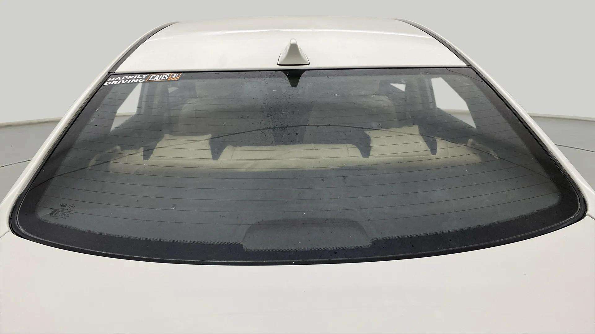 Rear-Windshield---Roof-25