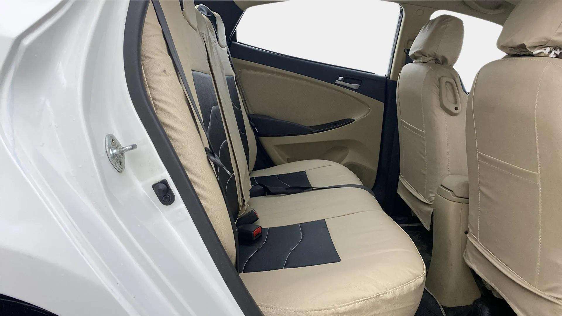 Rear-Cabin-View