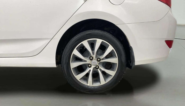 2017 Hyundai Verna 1.6 VTVT SX, Petrol, Manual, 48,752 km, Left Rear Wheel