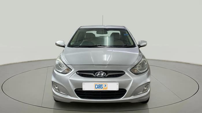 2013 Hyundai Verna FLUIDIC 1.6 VTVT SX, Petrol, Manual, 83,079 km, Front
