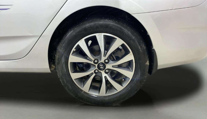 2013 Hyundai Verna FLUIDIC 1.6 VTVT SX, Petrol, Manual, 83,079 km, Left Rear Wheel