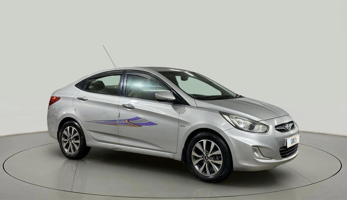 2013 Hyundai Verna FLUIDIC 1.6 VTVT SX, Petrol, Manual, 83,079 km, Right Front Diagonal