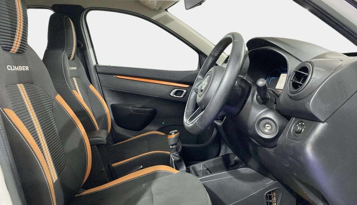 2021 Renault Kwid CLIMBER 1.0 (O) DUAL TONE, Petrol, Manual, 29,523 km, Right Side Front Door Cabin