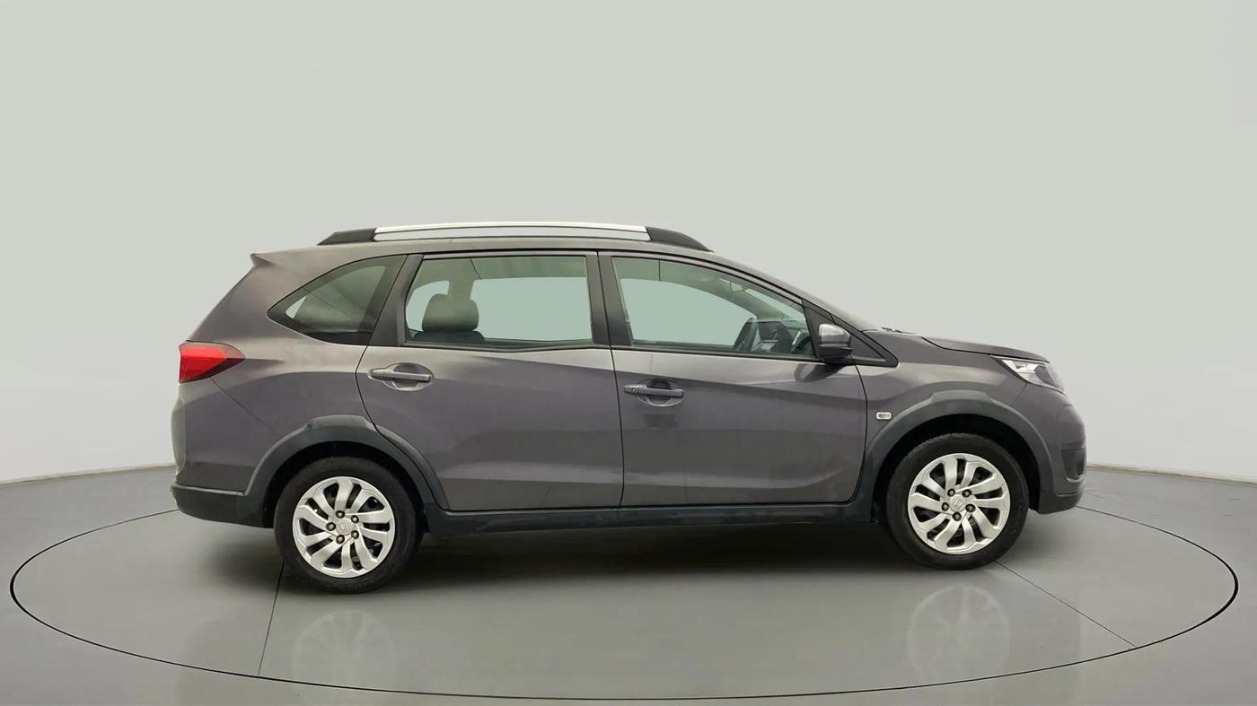 2019 Honda BR-V 1.5L I-VTEC S, Petrol, Manual, 96,772 km, Right Side View