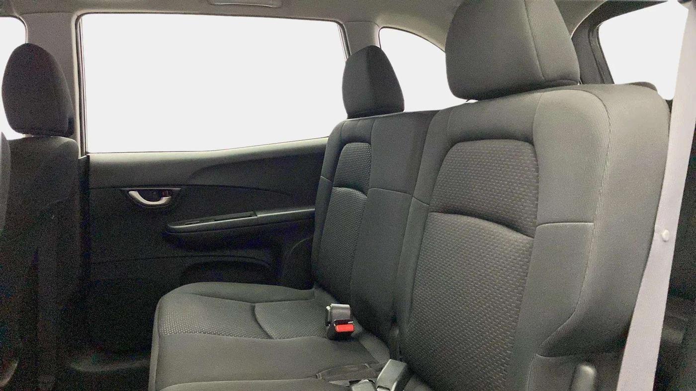 2019 Honda BR-V 1.5L I-VTEC S, Petrol, Manual, 96,772 km, Right Side Rear Door Cabin