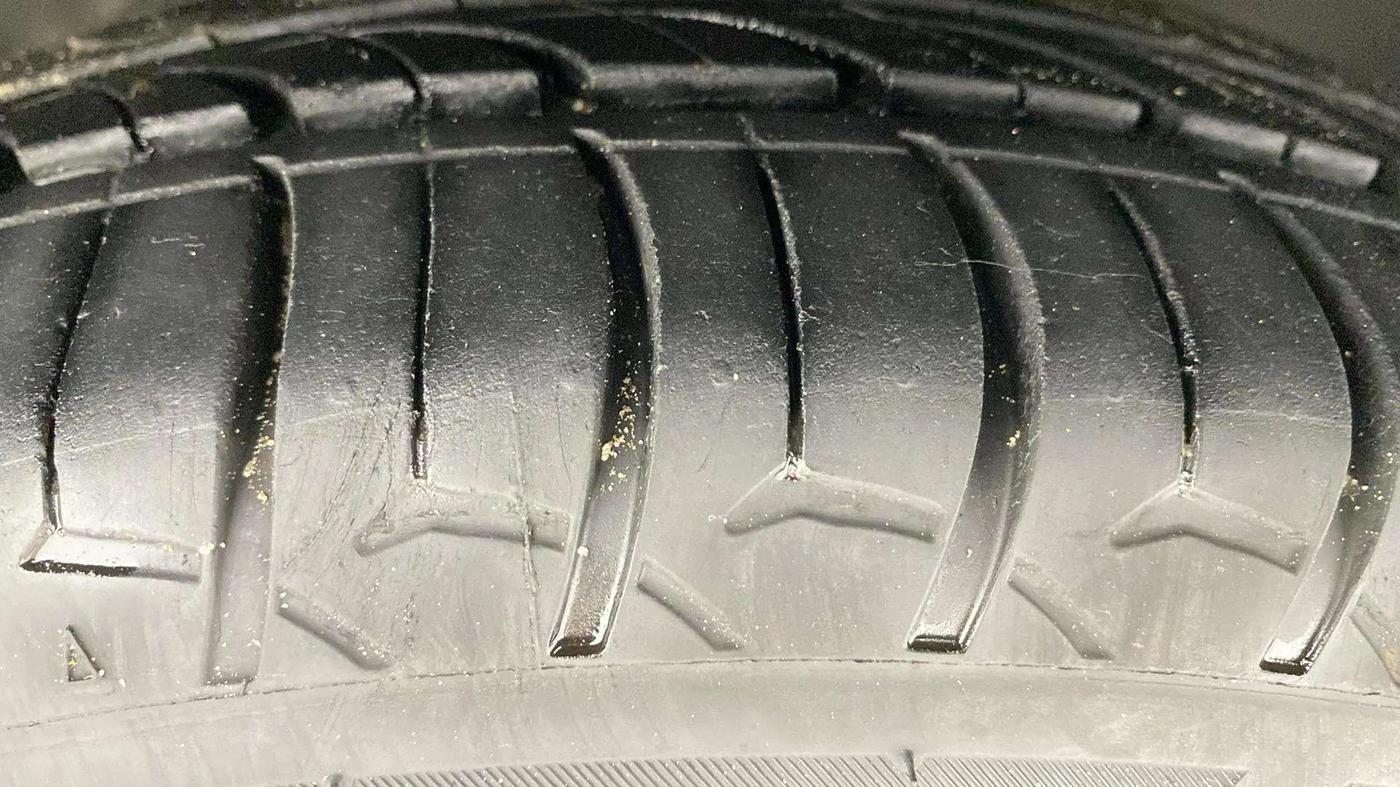 2018 Tata TIAGO NRG PETROL, Petrol, Manual, 35,819 km, Left Front Tyre Tread