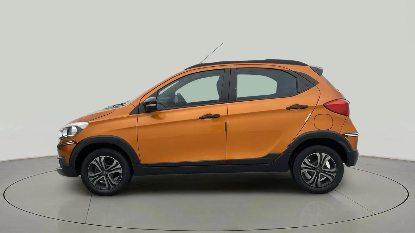 2018 Tata TIAGO NRG PETROL, Petrol, Manual, 35,819 km, Left Side