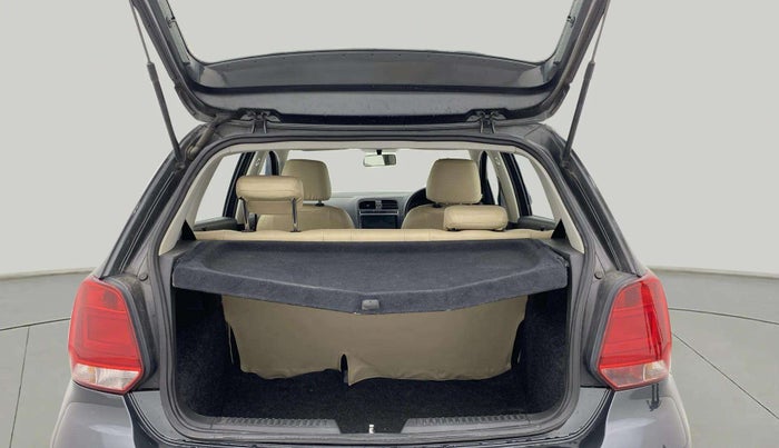 2016 Volkswagen Polo COMFORTLINE 1.2L, Petrol, Manual, 30,065 km, Boot Open Zoomed View