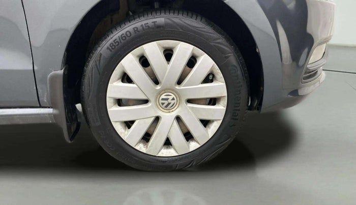 2016 Volkswagen Polo COMFORTLINE 1.2L, Petrol, Manual, 30,065 km, Right Front Wheel