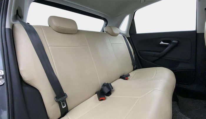 2016 Volkswagen Polo COMFORTLINE 1.2L, Petrol, Manual, 30,065 km, Right Side Rear Door Cabin