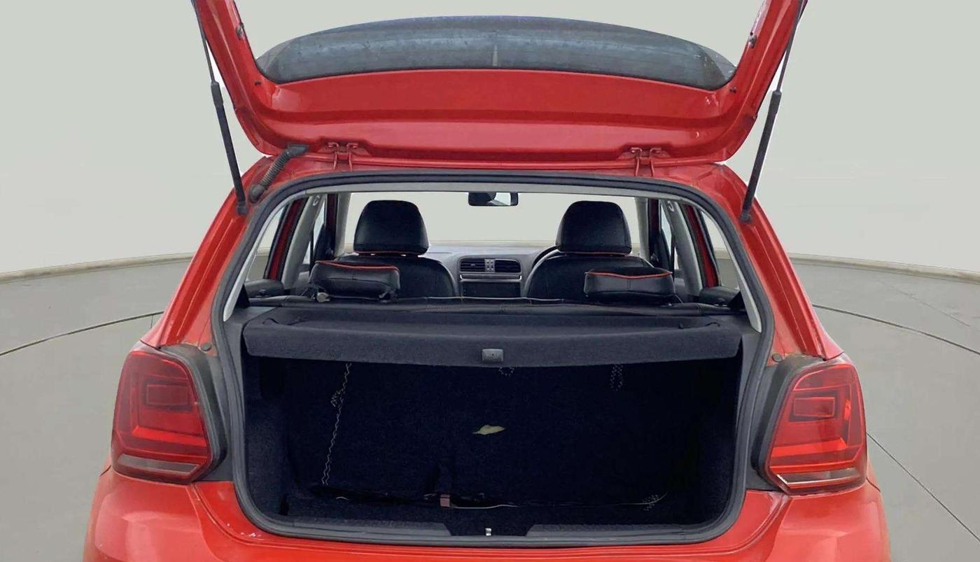 2020 Volkswagen Polo COMFORTLINE PLUS 1.0L MPI, Petrol, Manual, 46,170 km, Boot Open Zoomed View
