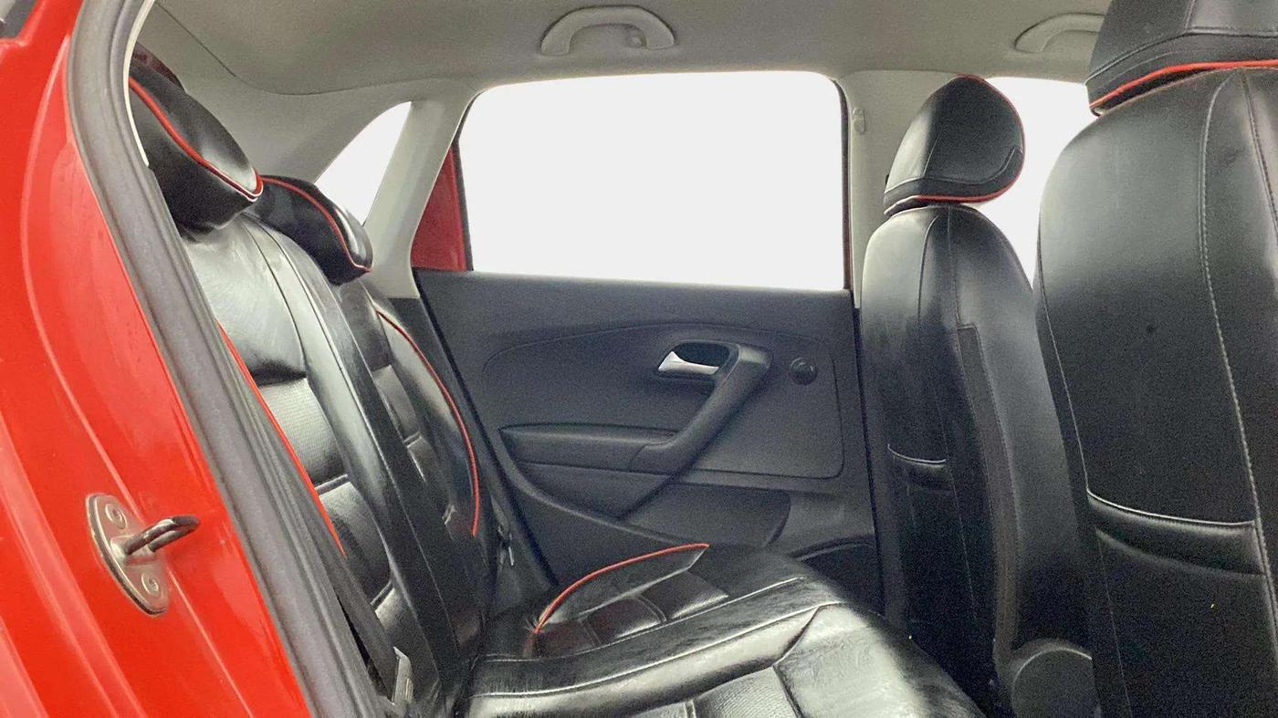 2020 Volkswagen Polo COMFORTLINE PLUS 1.0L MPI, Petrol, Manual, 46,170 km, Right Side Rear Door Cabin
