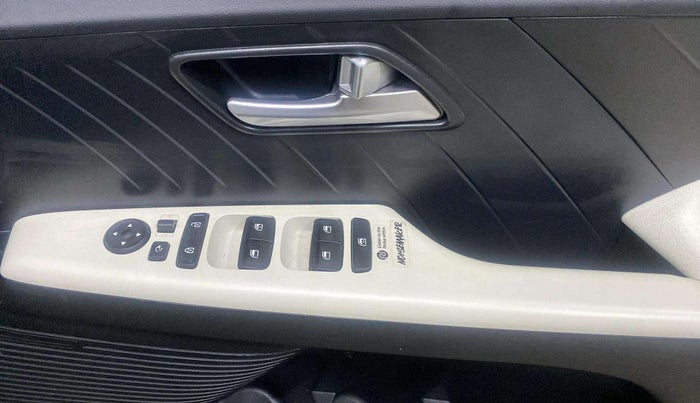 2023 Hyundai Verna SX 1.5 l MPI, Petrol, Manual, 21,921 km, Driver Side Door Panels Control