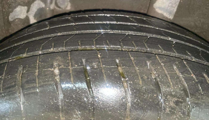 2023 Hyundai Verna SX 1.5 l MPI, Petrol, Manual, 21,921 km, Left Rear Tyre Tread