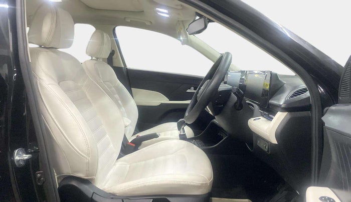 2023 Hyundai Verna SX 1.5 l MPI, Petrol, Manual, 21,921 km, Right Side Front Door Cabin