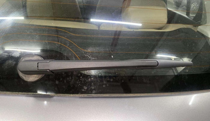 2017 Maruti Swift ZXI, Petrol, Manual, 19,328 km, Rear Wiper