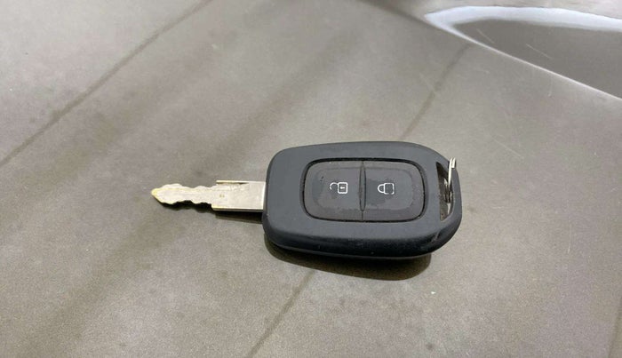 2016 Renault Kwid RXT 0.8, Petrol, Manual, 28,766 km, Key Close Up