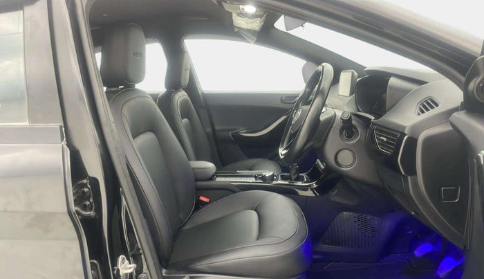 2022 Tata NEXON XZ PLUS PETROL DARK EDITION, Petrol, Manual, 19,344 km, Right Side Front Door Cabin