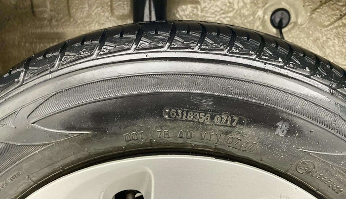 2017 Maruti Celerio ZXI AMT (O), Petrol, Automatic, 69,083 km, Right Rear Tyre Tread