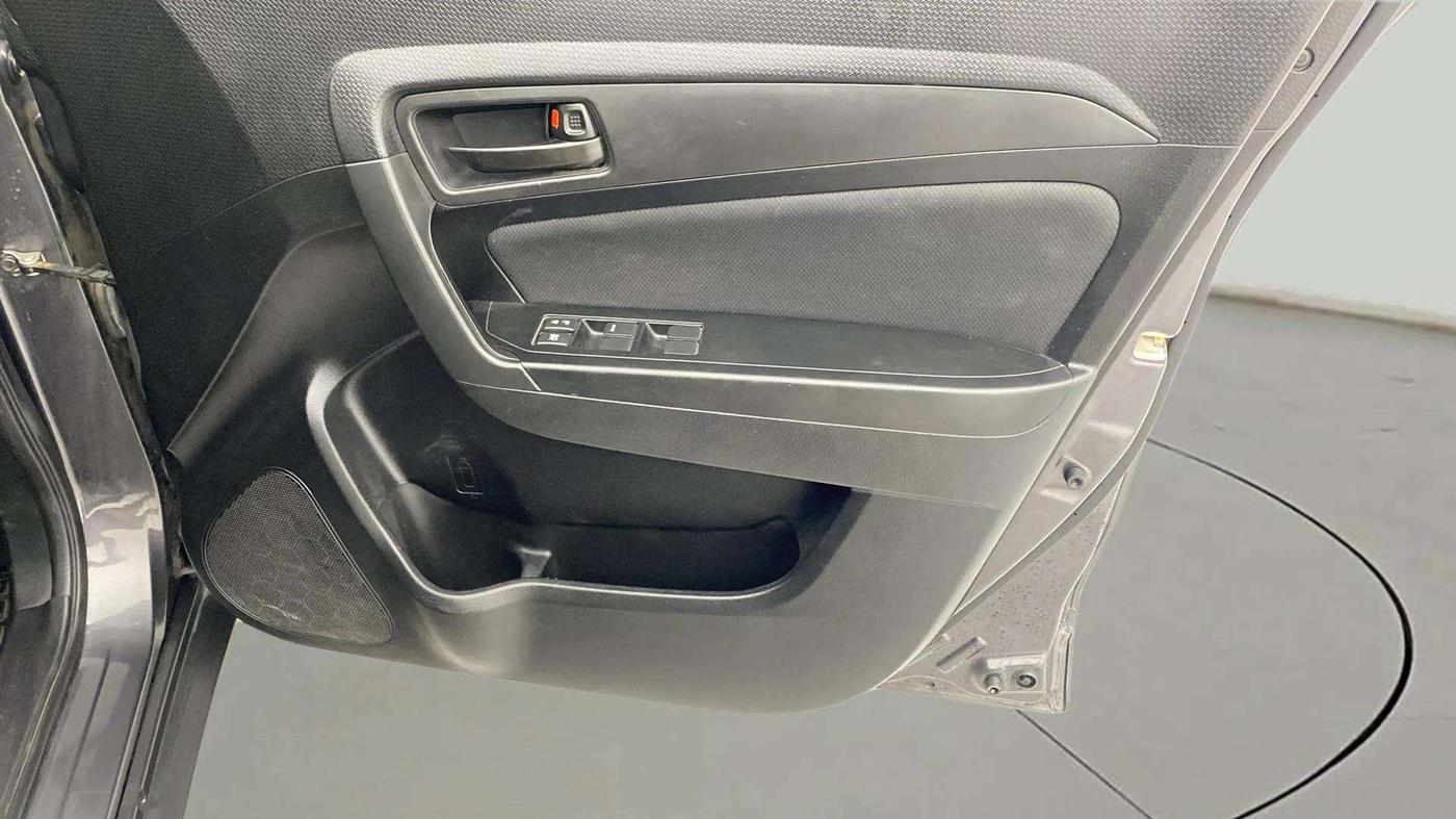 2021 Maruti Vitara Brezza VXI, Petrol, Manual, 69,033 km, Driver Side Door Panels Control