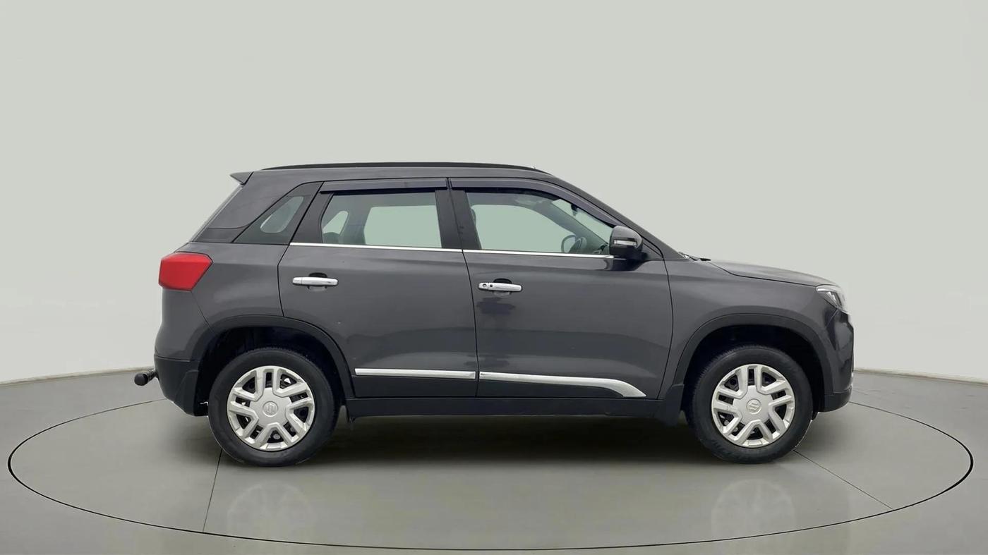 2021 Maruti Vitara Brezza VXI, Petrol, Manual, 69,033 km, Right Side View