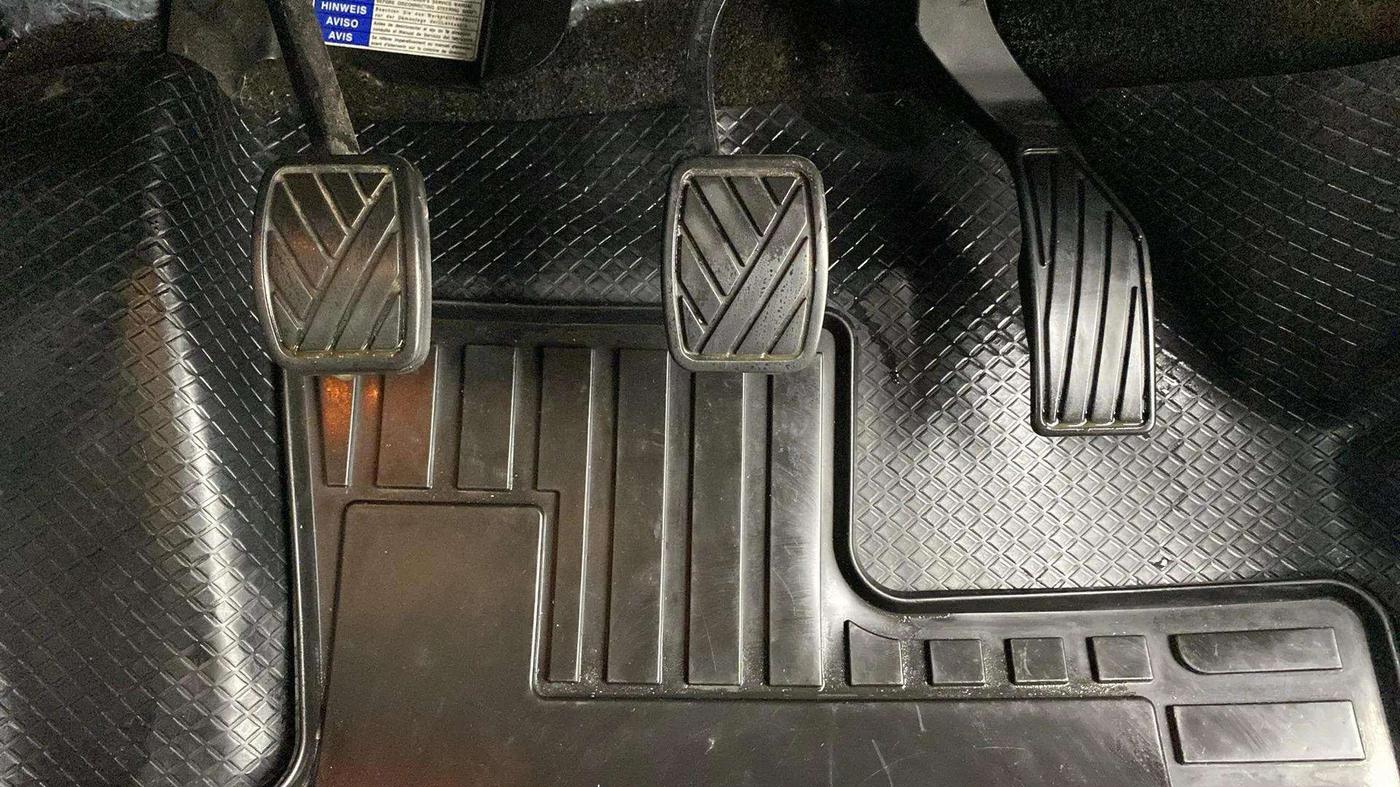 2021 Maruti Vitara Brezza VXI, Petrol, Manual, 69,033 km, Pedals