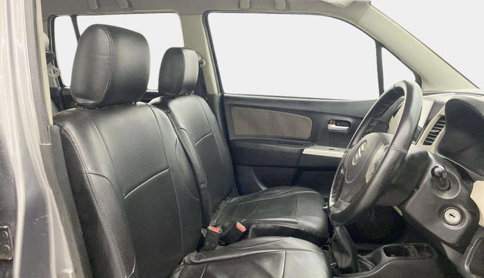 2015 Maruti Wagon R 1.0 LXI CNG, CNG, Manual, 1,18,657 km, Right Side Front Door Cabin