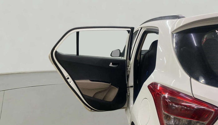 2019 Hyundai Grand i10 SPORTZ 1.2 KAPPA VTVT, Petrol, Manual, 33,184 km, LHS Rear Door