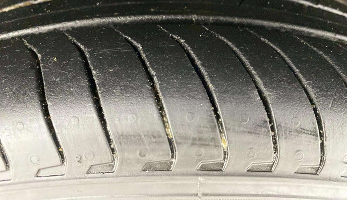 2023 Hyundai EXTER SX(O) CONNECT 1.2 AMT, Petrol, Automatic, 10,273 km, Left Front Tyre Tread