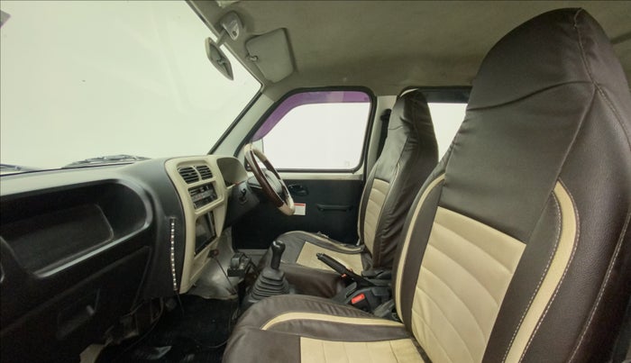 2018 Maruti Eeco 5 STR WITH A/C+HTR, CNG, Manual, 63,705 km, Right Side Front Door Cabin