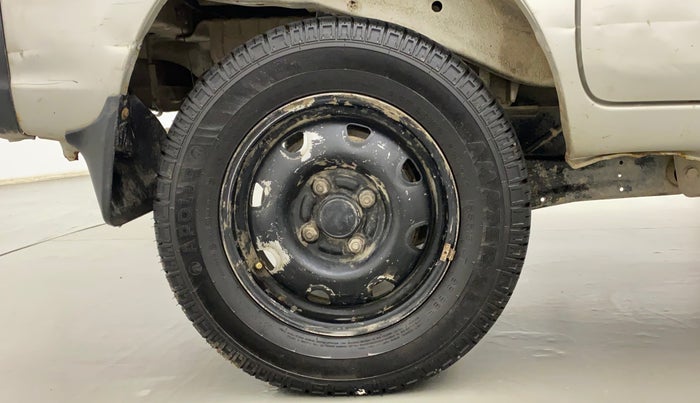 2018 Maruti Eeco 5 STR WITH A/C+HTR, CNG, Manual, 63,705 km, Right Rear Wheel