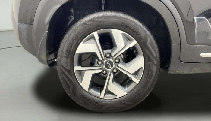 2020 KIA SONET HTX PLUS 1.0 IMT, Petrol, Manual, 12,378 km, Right Rear Wheel